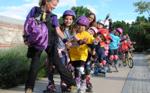 Clases de patinaje de adultos y niños en Madrid Rio